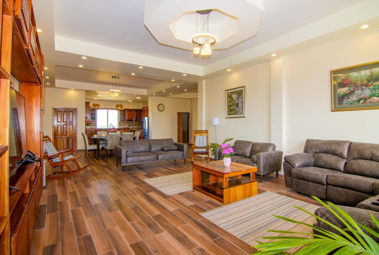 סן פדרו Tropical Palace Hotel מראה חיצוני תמונה