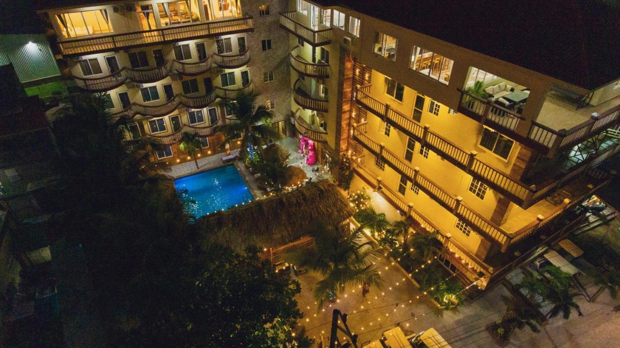 סן פדרו Tropical Palace Hotel מראה חיצוני תמונה