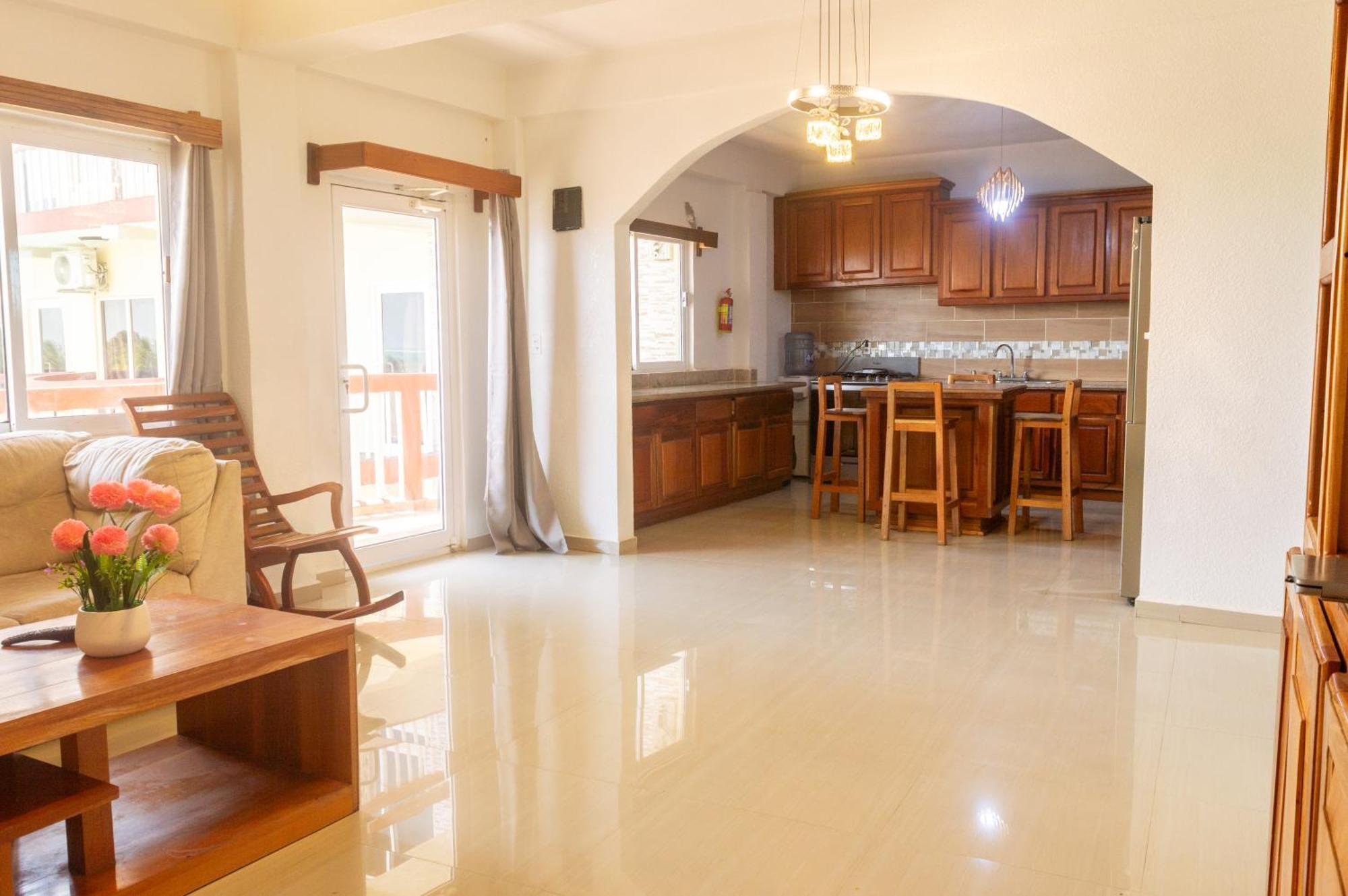 סן פדרו Tropical Palace Hotel מראה חיצוני תמונה
