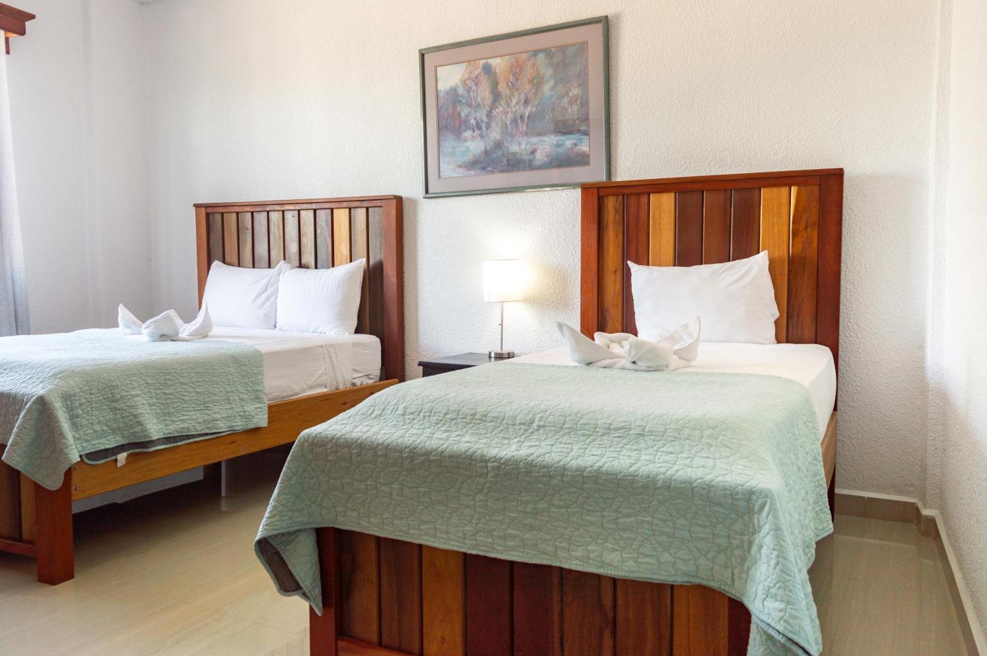 סן פדרו Tropical Palace Hotel מראה חיצוני תמונה